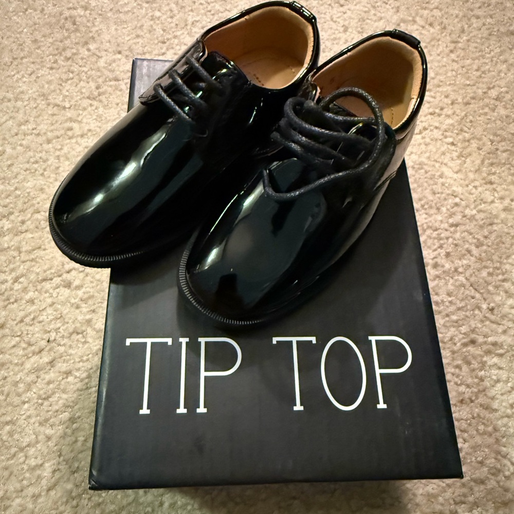 Tip Top Kids Shiny Black Dress Shoes